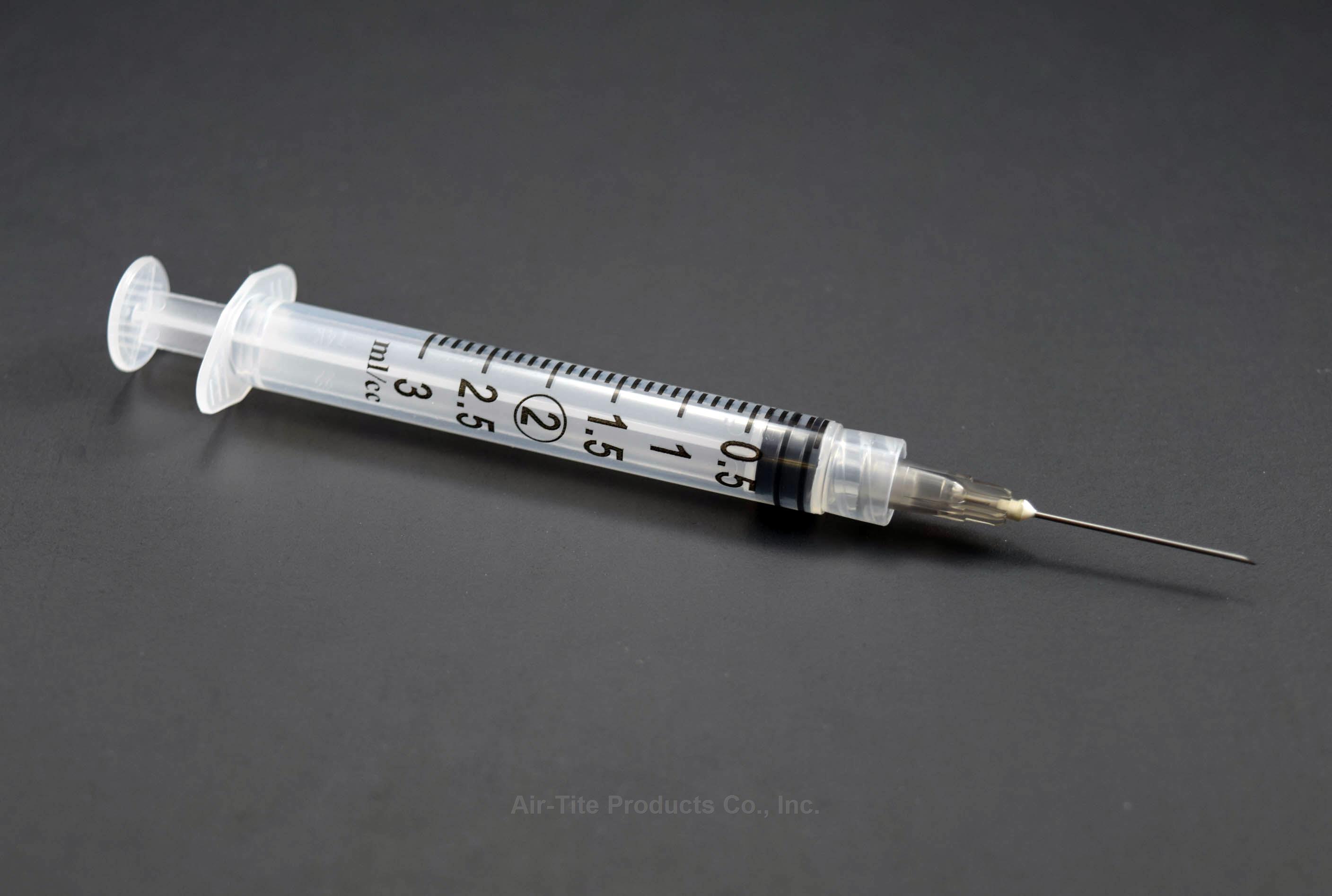 3cc Syringe/Needle Combination with Luer-Lock Tip, 22G x 3/4", Black
