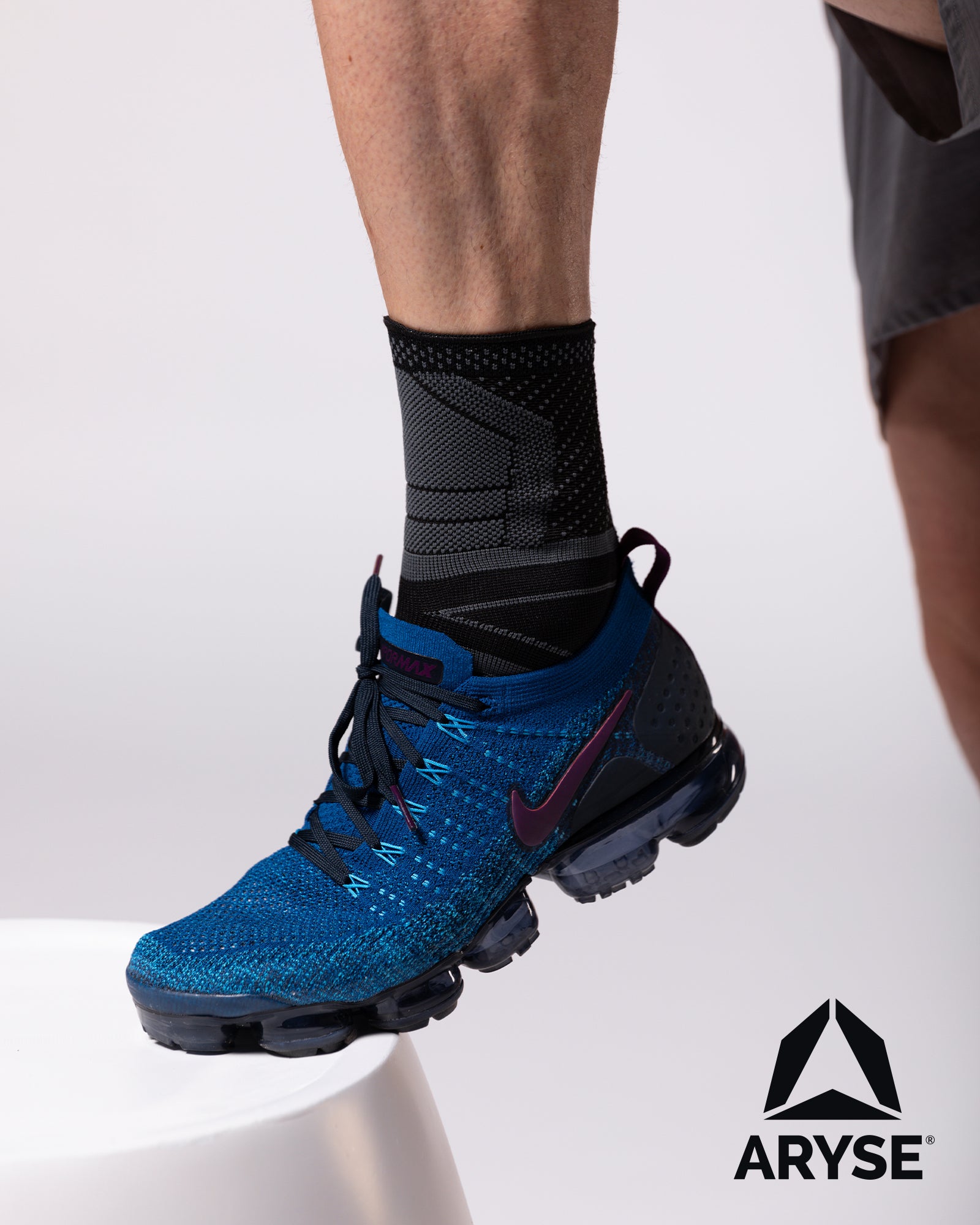 Aryse Hyperknit Ankle Sleeve, Medium